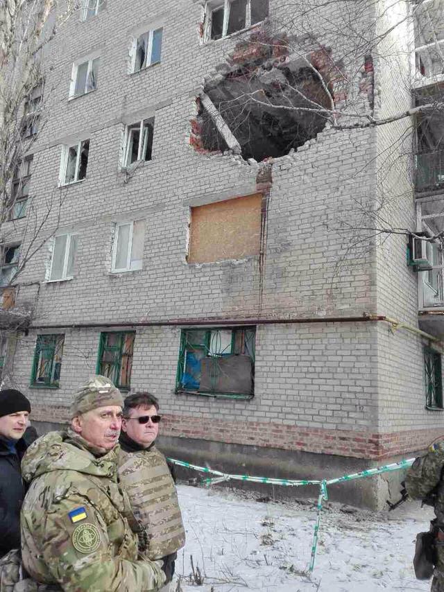Lithuanian Foreign Minister Linkevičius pays visit to embattled Avdiivka 03 Lithuanian Foreign Minister Linkevičius pays visit to embattled Avdiivka 03