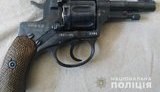 Мужчина стрелял по группе людей под Киевом, одного пострадавшего доставили в больницу с ранением ноги и грудной клетки, - полиция. ФОТО