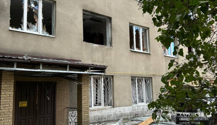 Ворог атакував Харків дроном, пошкоджено гуртожиток та автівки (оновлено). ФОТО