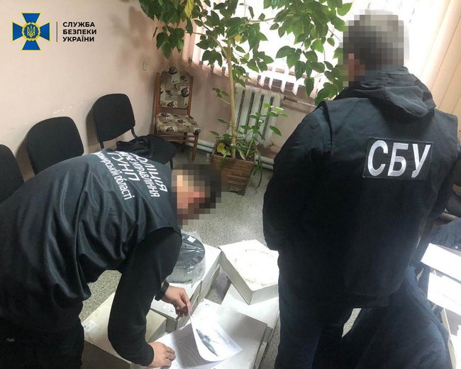 Чиновники бронетанкового завода на Житомирщине злоупотребляли госсредствами при выполнении оборонного заказа, - контрразведка СБУ 03