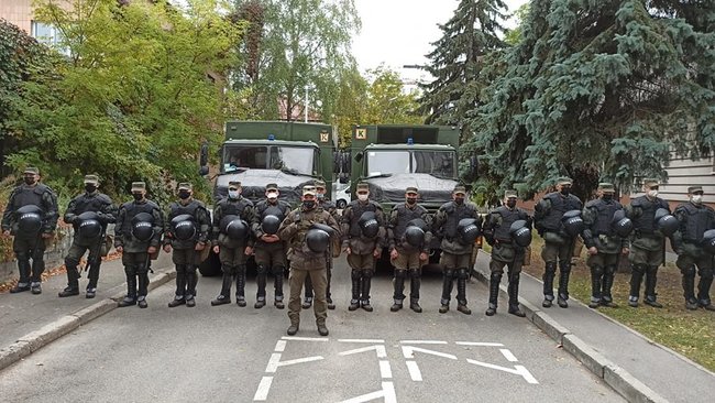 Шевченковский суд продолжил рассмотрение по сути дела Шеремета без допуска корреспондентов 05
