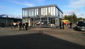 Україна відкриє сервісні центри на всіх КПВВ в 2021 році, - Резніков
