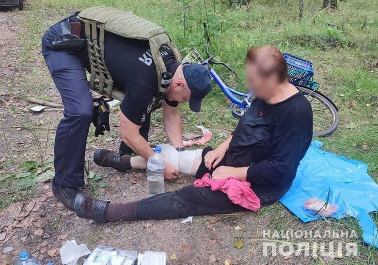 На Черниговщине женщина подорвалась на растяжке: пошла в лес за грибами, - МВД 03