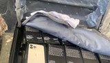 Українець намагався нелегально ввезти в країну 60 айфонів, - Держприкордонслужба. ФОТО