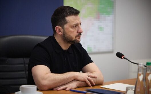 Zelenskyy holds on to power thanks to war