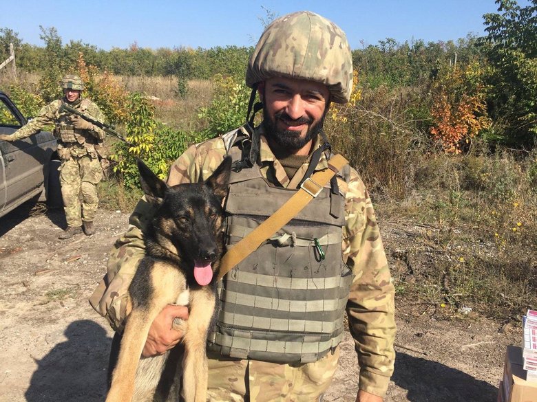 Масі Найєм: Нас – мільйони, і у нас має бути черга на вбивство російських військових. І у нас така черга є. На всій передовій спитай… 04 Масі Найєм: Нас – мільйони, і у нас має бути черга на вбивство російських військових. І у нас така черга є. На всій передовій спитай… 04