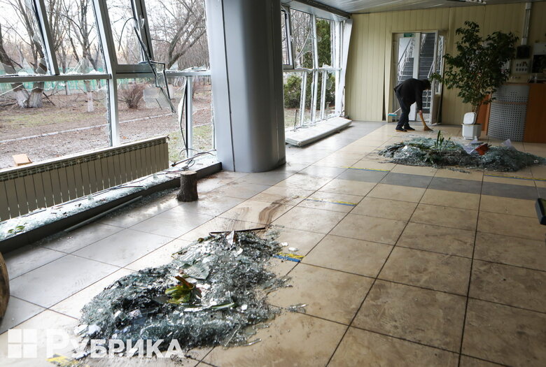 Внаслідок російського обстрілу Києва значно постраждали будівлі Київського нацуніверситету імені Тараса Шевченка 04