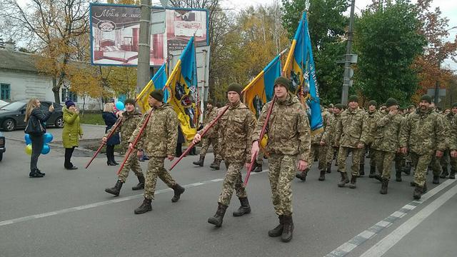 Белая Церковь приветствует воинов 72-й ОМБр им. Черных Запорожцев, вернувшихся из АТО 04