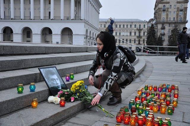 Мітинг памяті Нємцова відбувся на Майдані Незалежності в Києві (оновлено) 09