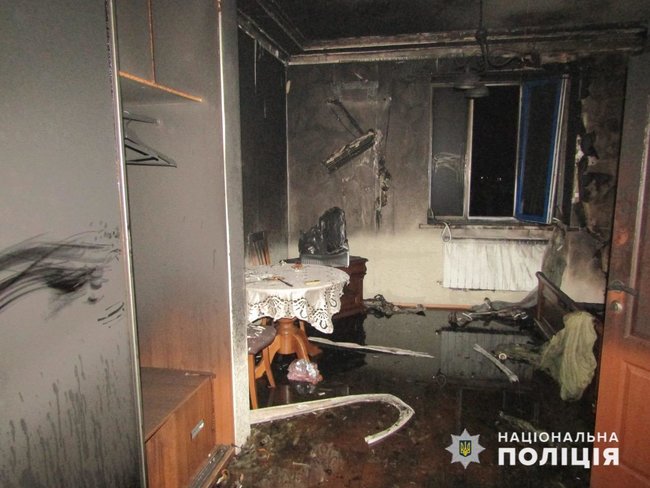 Жінка посварилася з адміністратором готелю і підпалила номер, - поліція 02