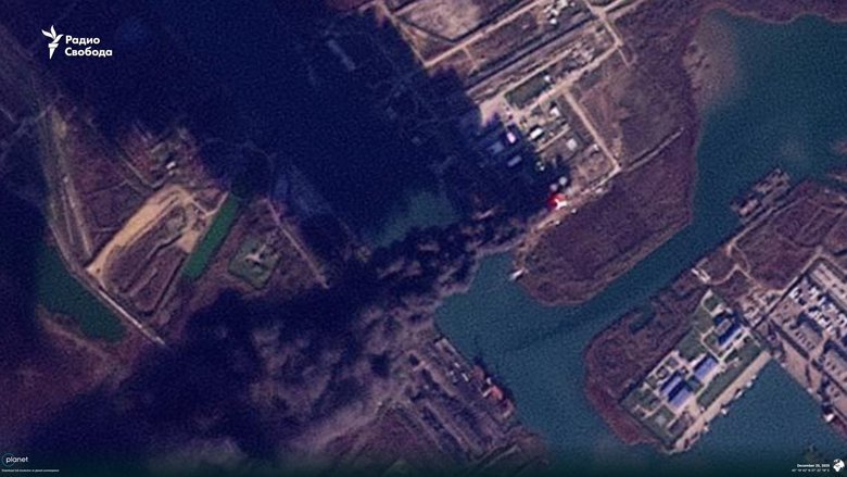 Пожежа в порту Темрюк після удару дронів — супутникові фото