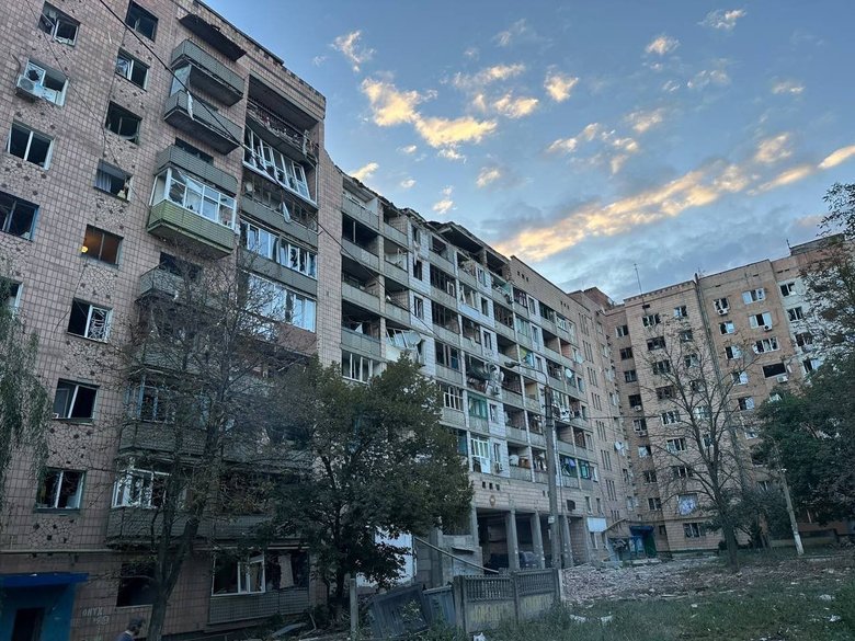 РФ нанесла массированный удар по Краматорску: есть погибший