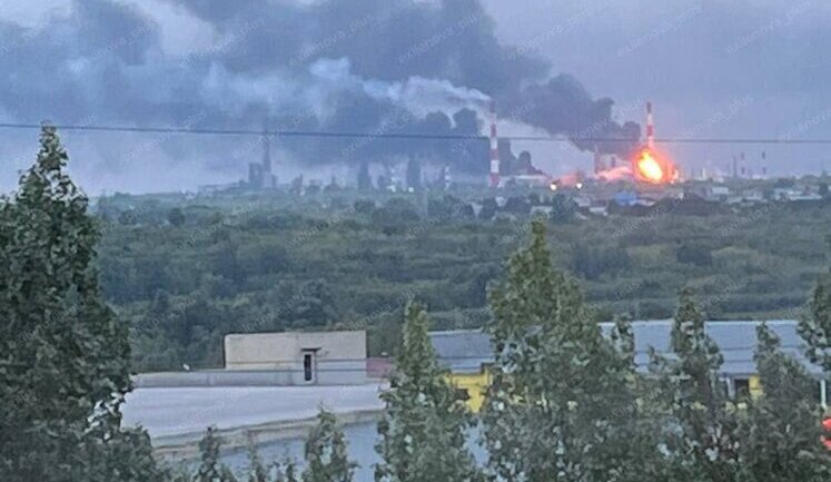 Ще один великий НПЗ "Роснєфті" зупинився після атаки українських дронів, – Reuters