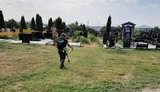 Краснопільське кладовище в Дніпрі, де поховані полеглі воїни, утримують у чистоті та порядку за будь-якої погоди. ФОТОрепортаж