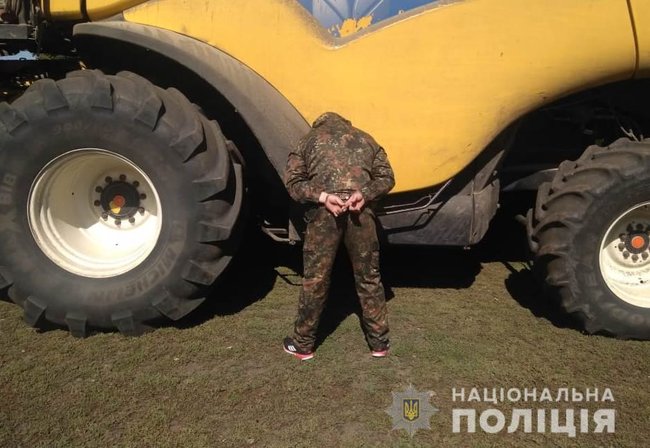 Полиция пресекла попытку рейдерского захвата поля одного из агропредприятий на Кировоградщине, задержано 27 человек 01