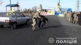 Поліцейські ООС на Донеччині провели навчання з відбиття нападу на блокпост. ФОТОрепортаж