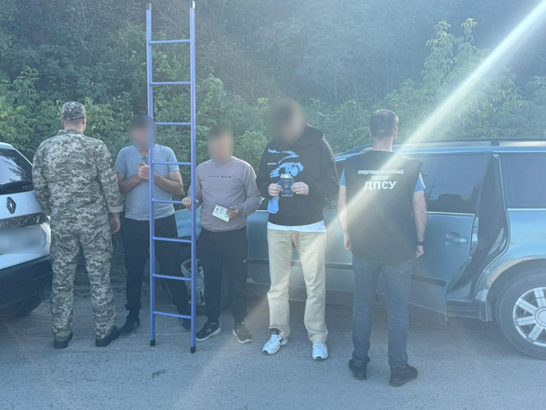 An attempt to smuggle men to Moldova was uncovered in Bukovina
