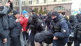 На Марше женщин* в Киеве задержали двух человек. ВИДЕО+ФОТОрепортаж