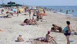 У МОЗ закликали тимчасово не купатися в Чорному морі на одеських пляжах: вода не відповідає санітарно-мікробіологічним показникам