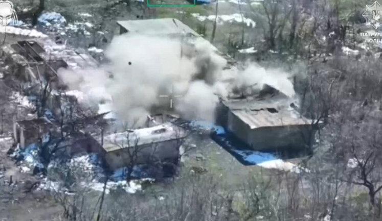 "Khyzhaky (Predators)" attacked Russian infantry with kamikaze drones in Toretsk direction. VIDEO