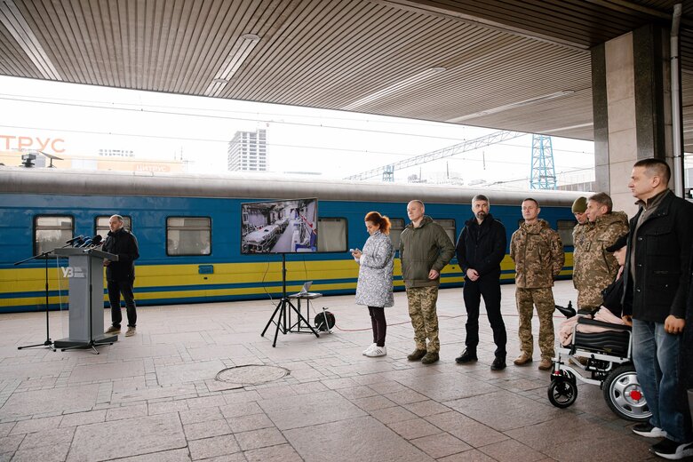 Медичні евакуаційні вагони