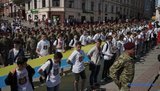 Десантники 80-ї ОДШБр після 8 місяців виконання завдань у зоні ООС повернулися на ротацію в Чернівці. ФОТОрепортаж
