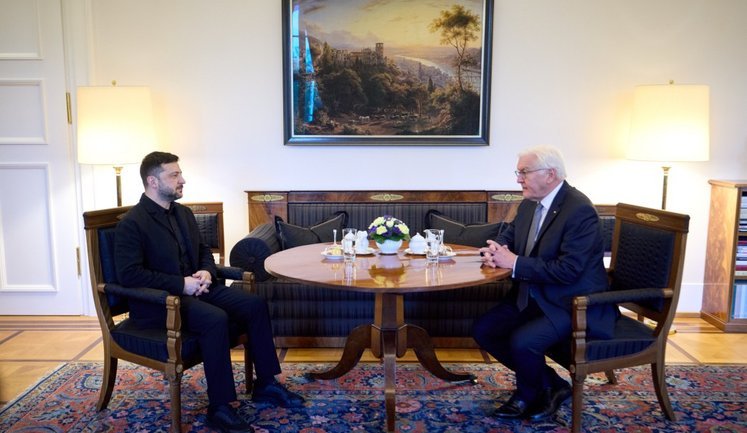 Зеленський обговорив зі Штайнмаєром дипломатичну ситуацію: є спільна позиція щодо суверенітету. ФОТО