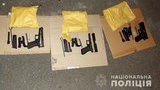 Громадянина РФ з трьома пістолетами затримано в Києві, - Нацполіція. ФОТОрепортаж