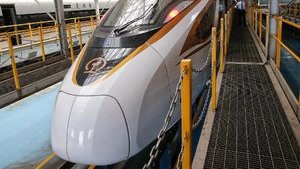 В Китае запустят самый длинный скоростной поезд в мире