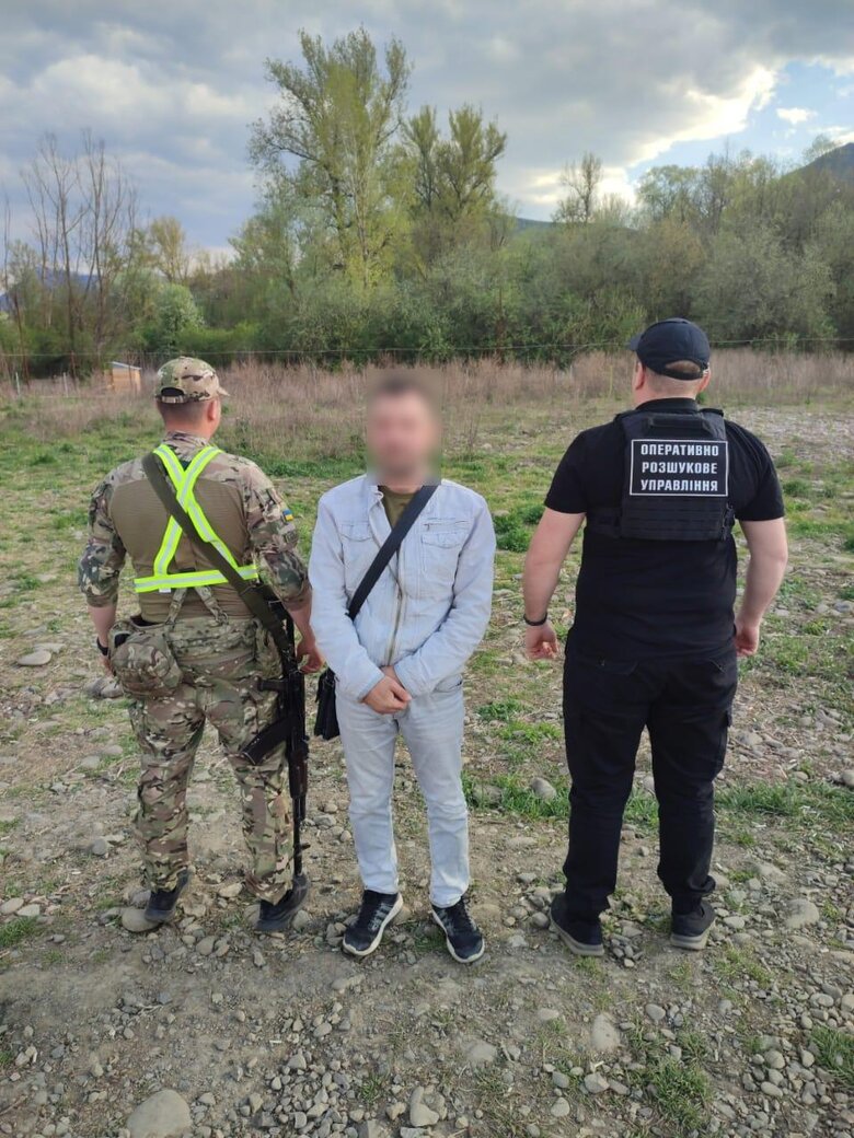 Одинадцять ухилянтів затримано на Закарпатті 03
