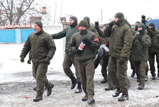 Полицейские и нацгвардейцы тренировались противодействовать попыткам блокировки работы судов в Славянске, - пресс-центр ООС 05