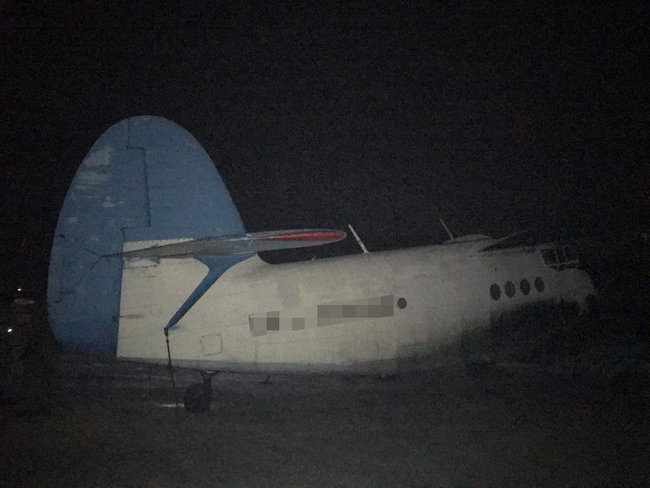 Контрабандисты наладили переправку в Румынию сигарет на Кукурузнике 01