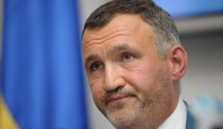 Арахамия просит ОПЗЖ заменить Кузьмина в ВСК по расследованию действий чиновников против суверенитета. ДОКУМЕНТ