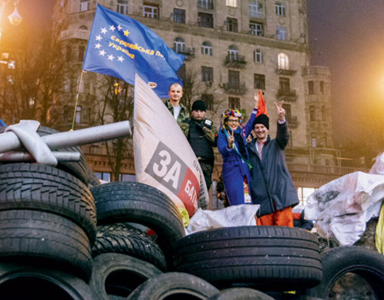 Пропагандист Красовский, призвавший убивать украинских детей, в 2014 году посещал Киев и фотографировался в вышиванке 01 Пропагандист Красовский, призвавший убивать украинских детей, в 2014 году посещал Киев и фотографировался в вышиванке 01