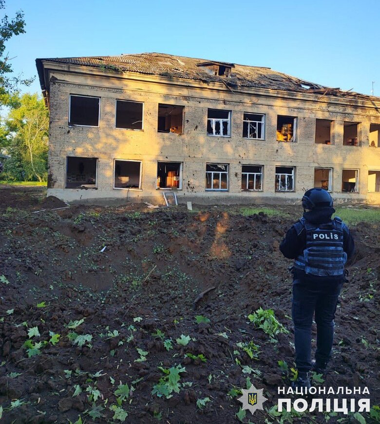 Последствия вражеских обстрелов Донетчины: оккупанты применили авиацию и Искандеры против гражданского населения 04
