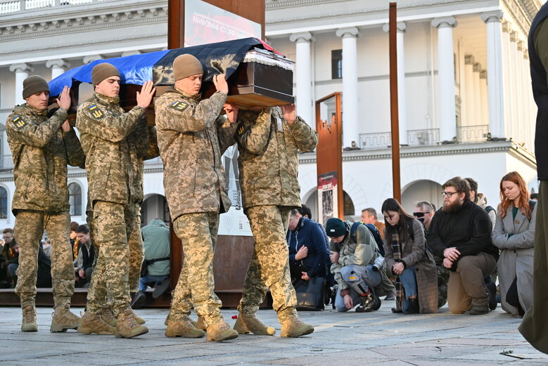 Із воїном та засновником видання Горинь Тарасом Давидюком, який загинув у бою проти окупантів на Запоріжжі, попрощалися у Києві 21