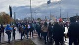 Предприниматели перекрыли одну из центральных улиц Сум и протестуют против карантинных ограничений. ВИДЕО+ФОТОрепортаж