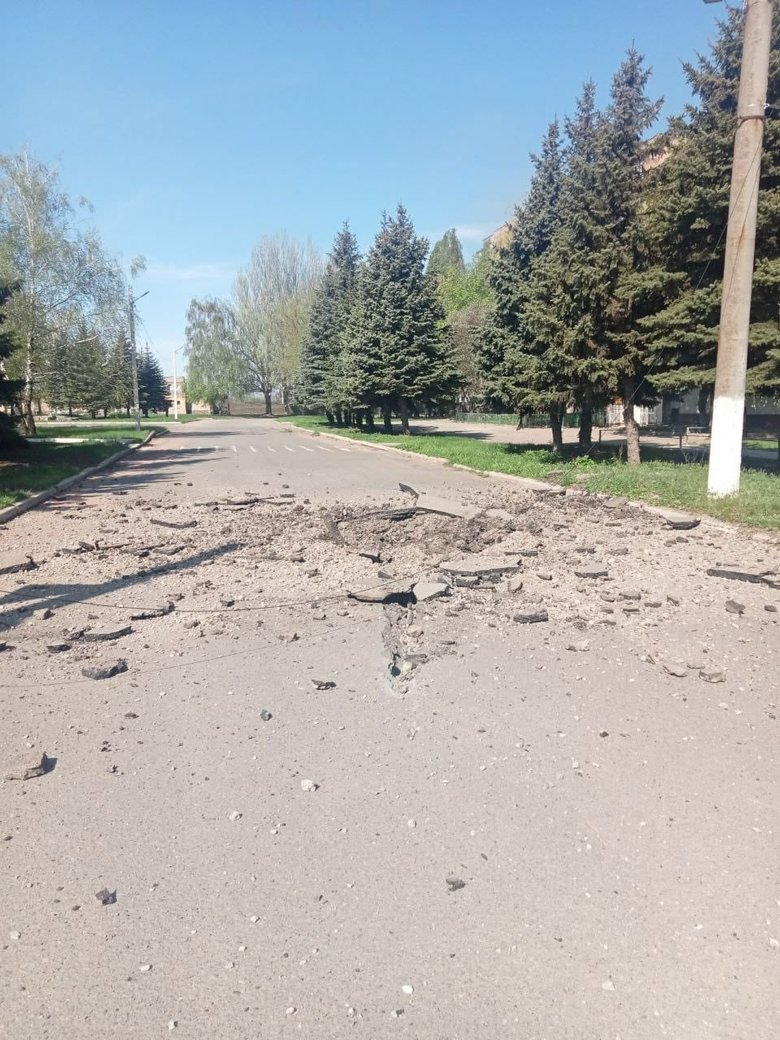 Russian troops twice fired at Avdiivka with phosphorous shells 02