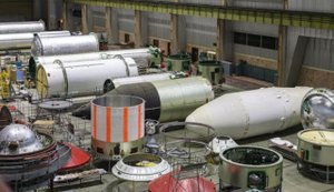 Рада продовжила ще на рік заборону на арешт рахунків і стягнення боргів "Південмашу"