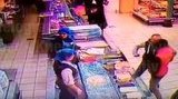 Прокуратура сообщила о подозрении мужчине, который одним ударом убил покупателя в столичном супермаркете. ФОТОрепортаж