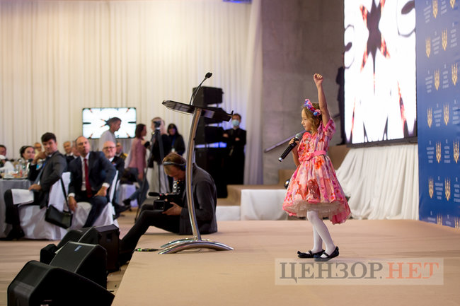 Відбувся IX Національний молитовний сніданок України 11