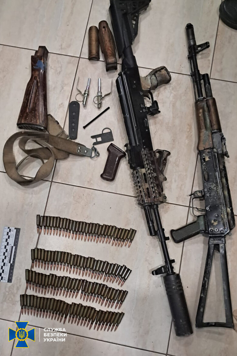 Затримано 17 торговців зброєю