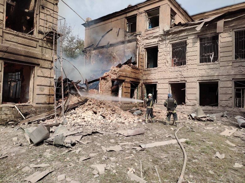 Consequences of morning attack of firecrackers on building of chemical technical school in Sloviansk, - SES 01