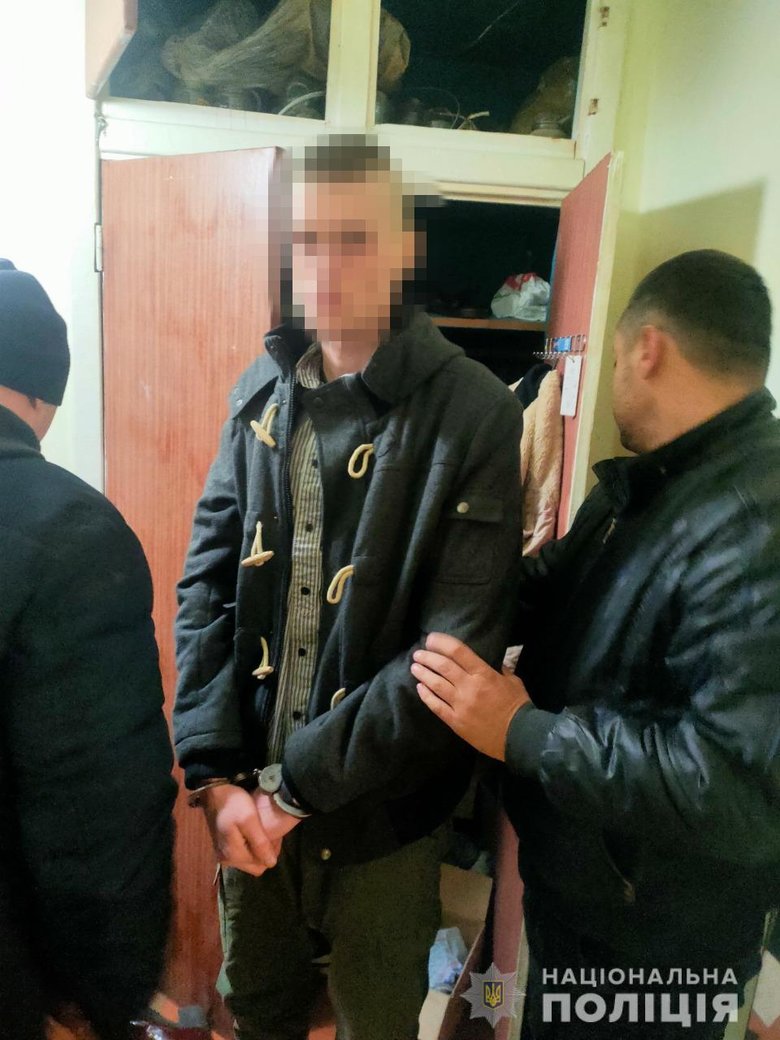 Ветеран погрожував підірвати свою дівчину гранатою 02
