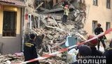 Руйнування середньої несучої стіни підвалу стало причиною обвалу під