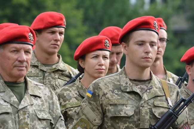 Народний депутат Тетяна Чорновол завершила курс підготовки офіцерів резерву Міністерства оборони 04