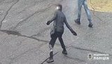 В Никополе задержан мужчина, бросивший на территорию детсада самодельное взрывное устройство, - Нацполиция. ВИДЕО