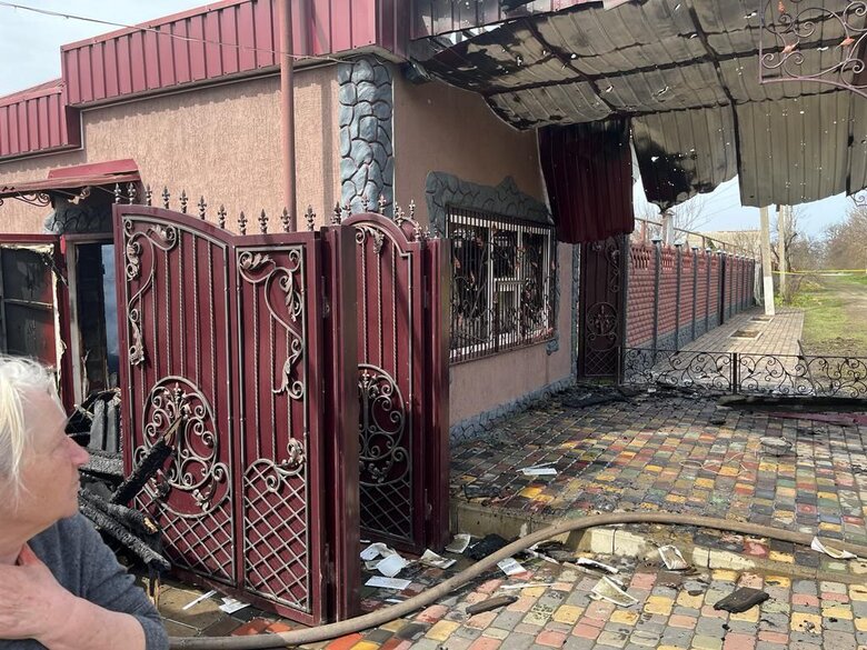 Окупанти обстріляли касетними боєприпасами Олексієво-Дружківку на Донеччині, 2 людини загинули, 4 - зазнали поранень, - ОВА 01