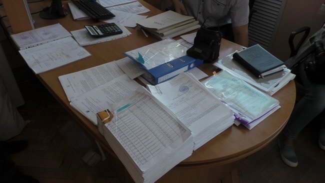 СБУ викрила розкрадання 1,6 млн грн керівництвом Державної судової адміністрації Чернігівщини 01