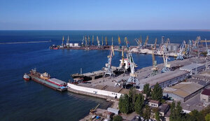 Окупанти три місяці не виплачують зарплати у Бердянському порту
